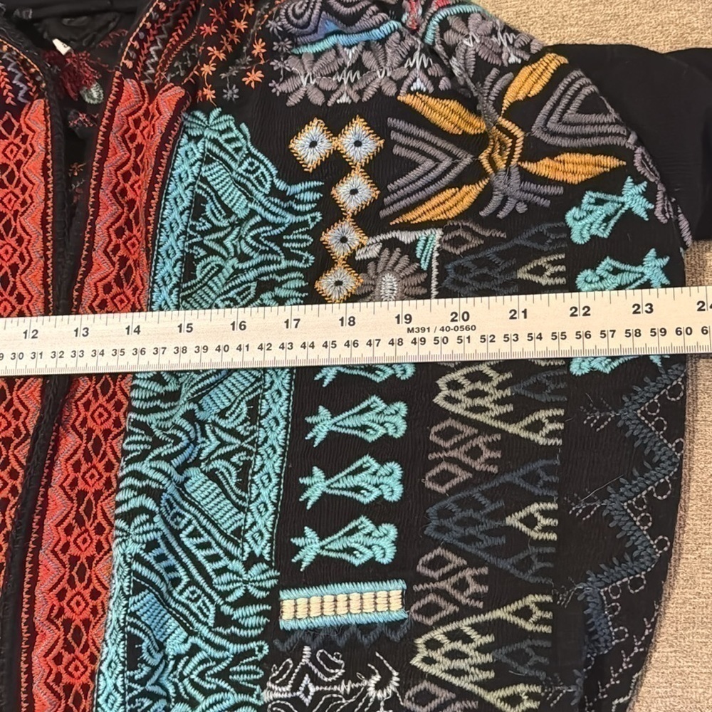 Johnny was Biya Shaker heavily embroidered duster NWT - Picture 12 of 13